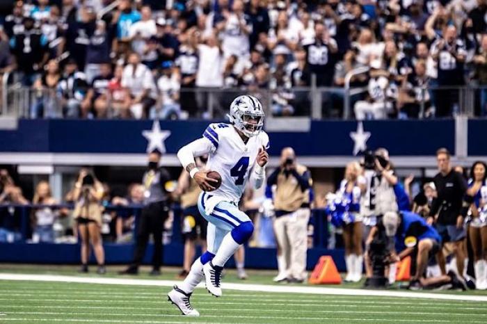 Dak Prescott va por todo en su décima tempor