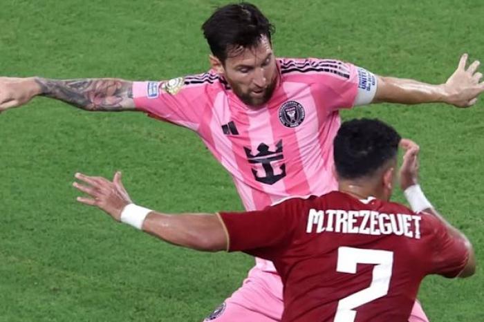 Messi debuta en el Mundial de Clubes con empa