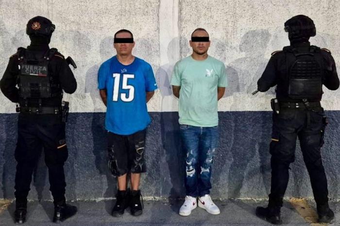 Detienen a dos con arma y drogas, en Monterre