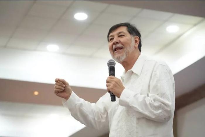 Noroña se compromete a no buscar la reelecci