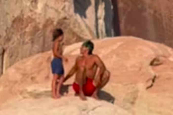 Indignación en redes por video de influencer que lanza a su hijo desde un acantilado