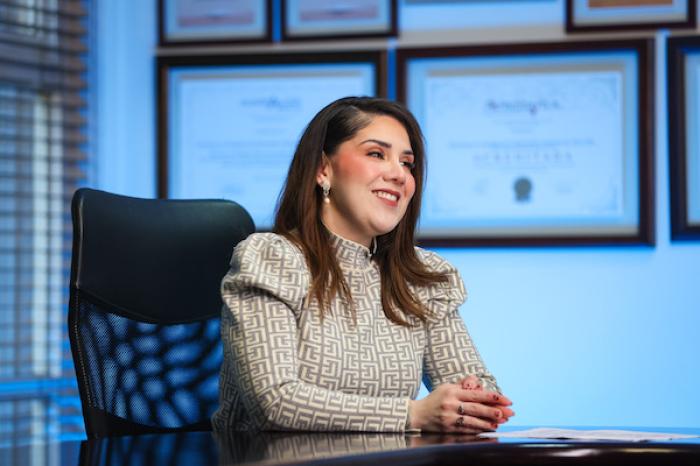 Paulinna Megchun Iniestra, primera perita tra