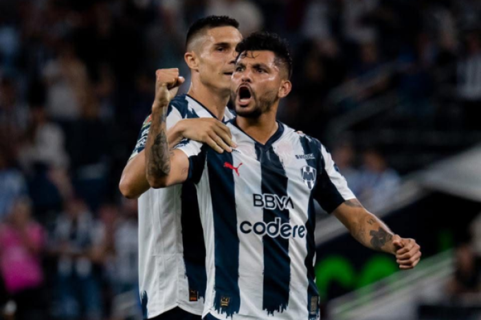 Rayados vence 4-0 a Querétaro en el inicio d