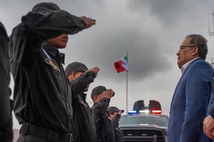 Escobedo reconoce a 131 policías con el Prem