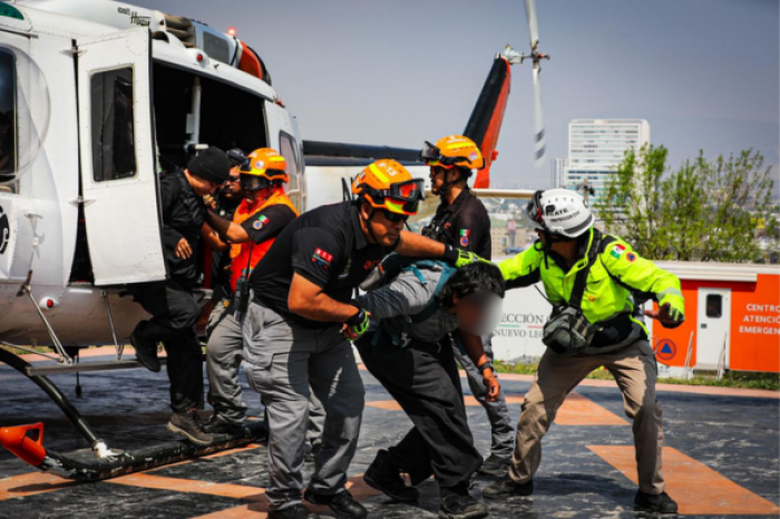 PCNL finaliza con éxito rescate de dos sende