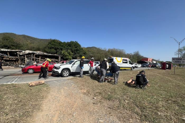Choque en la Carretera Nacional deja cinco pe
