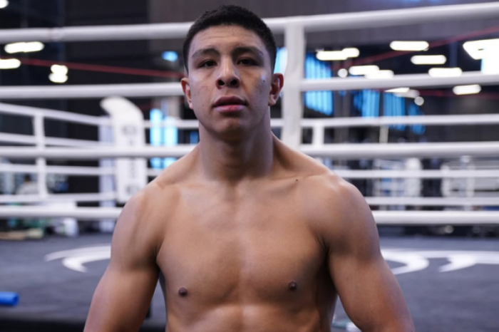 Jaime Munguía buscará el cetro supermediano